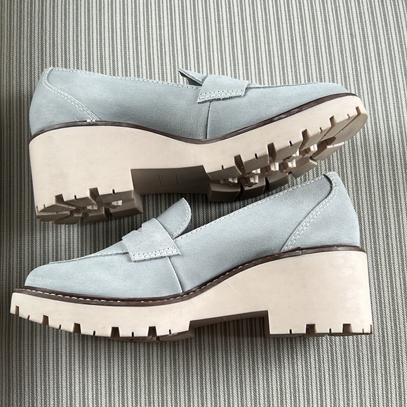 Blonde Dulce light blue suede loafer; never worn; original box - Picture 3 of 5